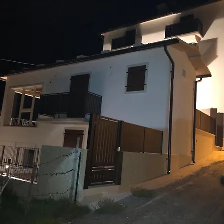 Lessinia Oda ve Kahvaltı *
